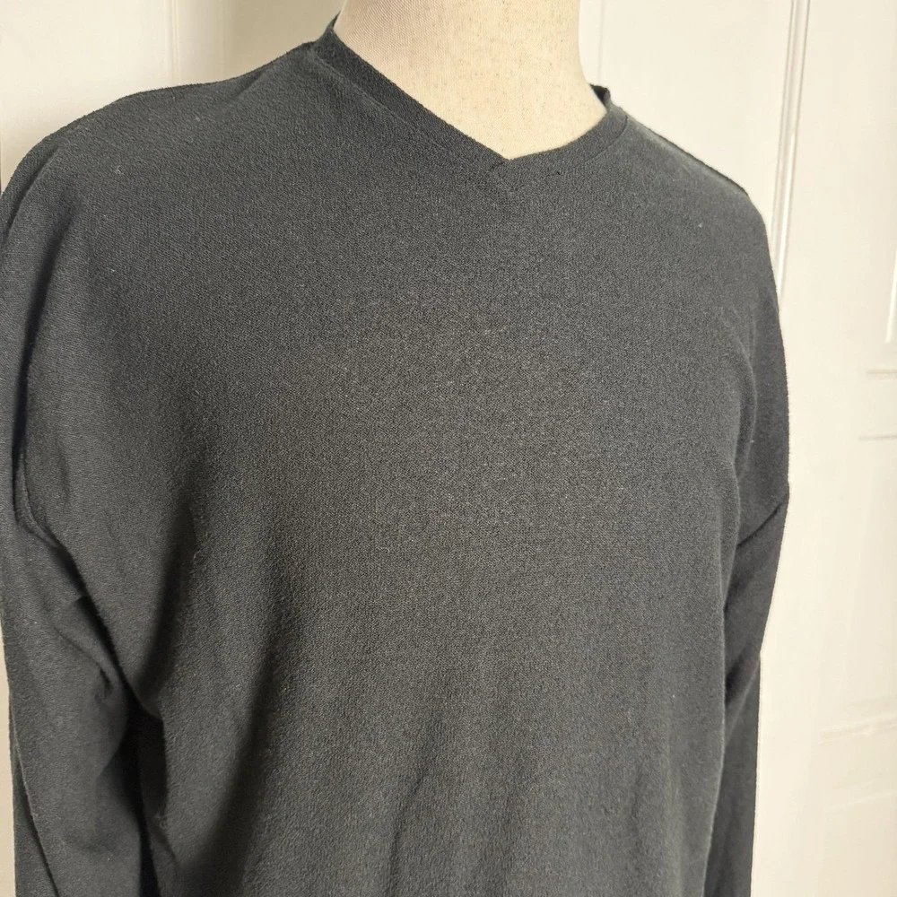 Claiborne Sweater Mens XL Black V‎ Neck Long Sleeve Pullover Knit Made USA Soft
